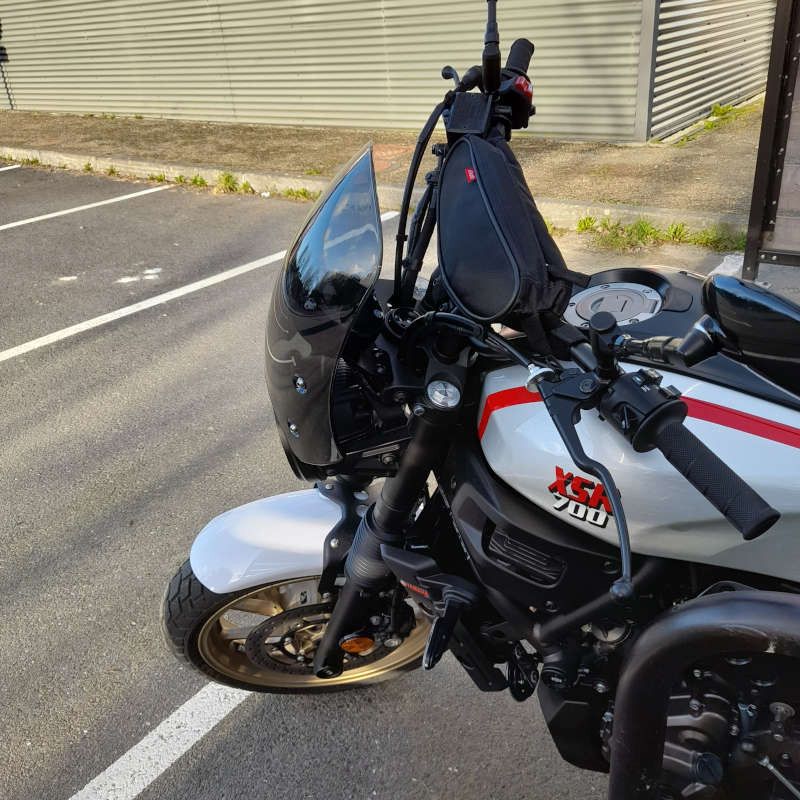 Saute vent Dart modèle Marlin Yamaha XSR 700 Modif Moto