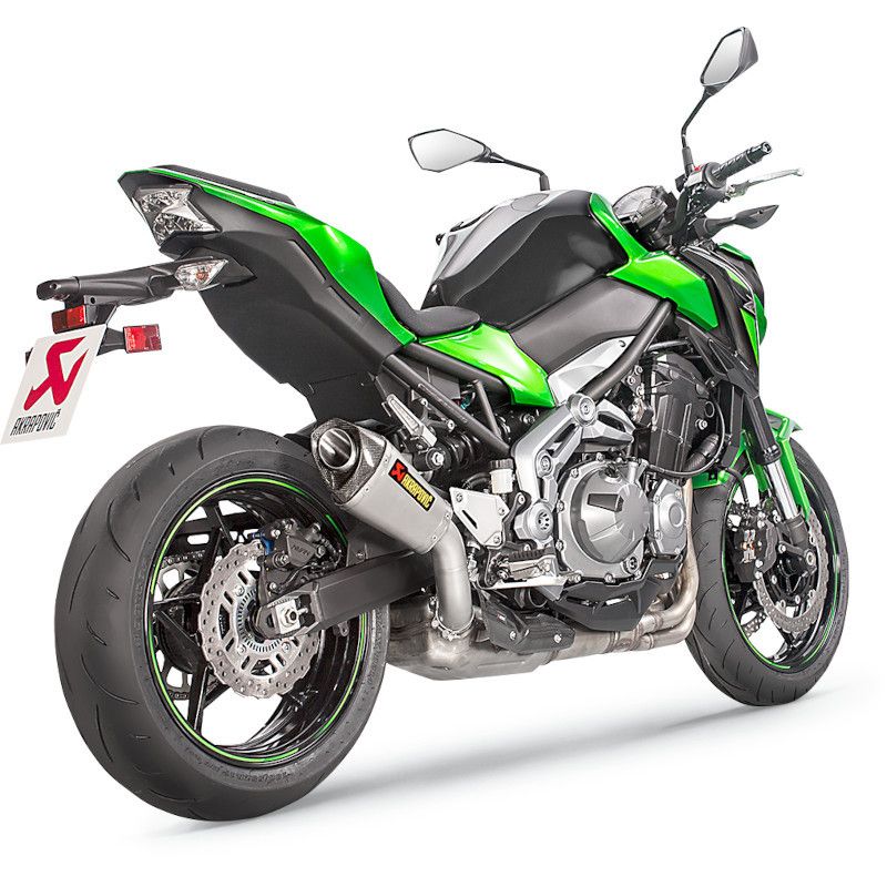 Silencieux Slip-On Akrapovic titane pour Kawasaki Z900 2017 - 2019 1