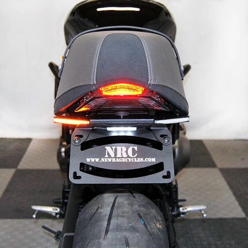 Support de plaque NRC Bandeau LED 3 en 1 Yamaha XSR900 2022+ image 1